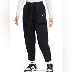 Nike Women's XS  Sportswear Essential Woven High Rise Pants Black DQ6809-010